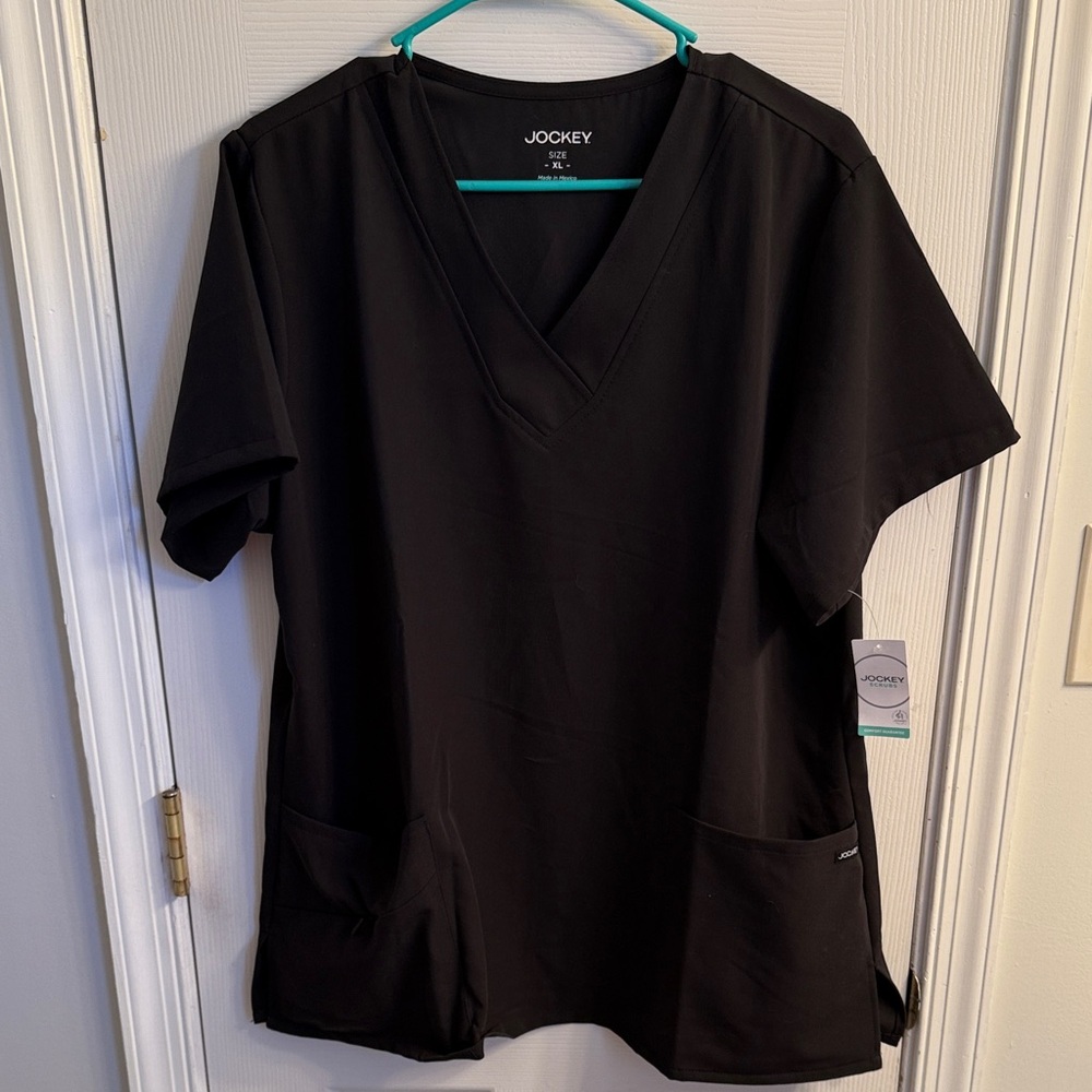 NWT Jockey Women’s scrub top